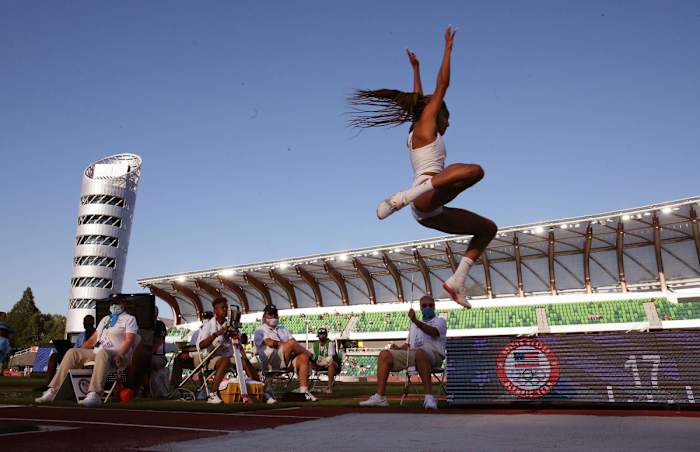 tara-davis-long-jump-air